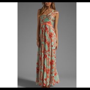 BCBG gown excellent condition!